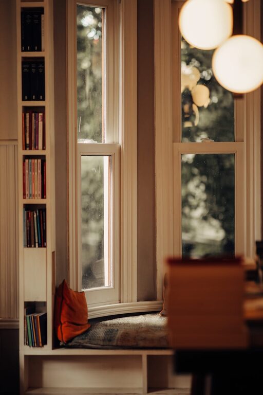 Simple Steps to Create a Cozy Reading Nook at Home