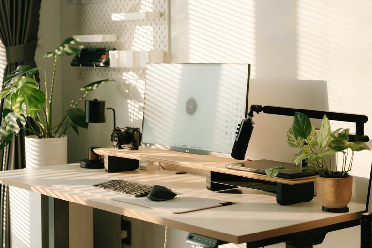 Simple Tips to Create a More Organized and Productive Home Workspace